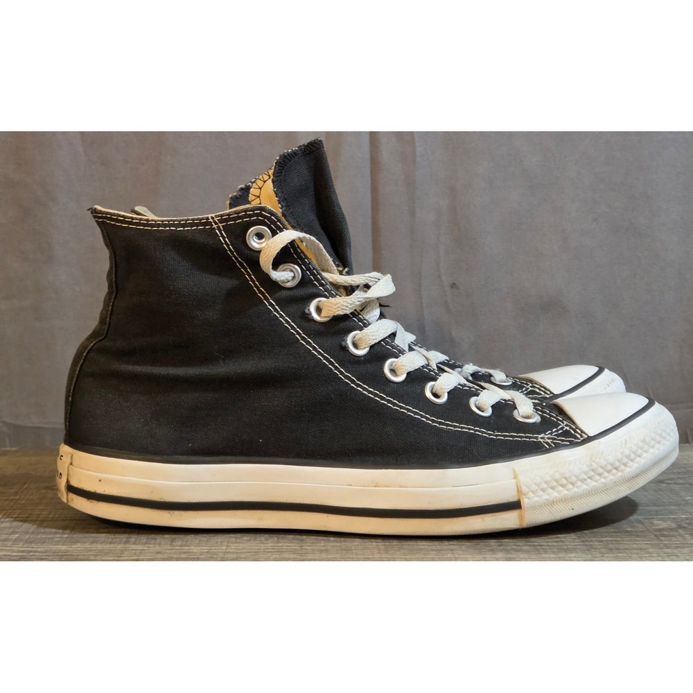 Converse Chuck Taylor All Star High Top Sneakers Women's 10 Men's 8 Black